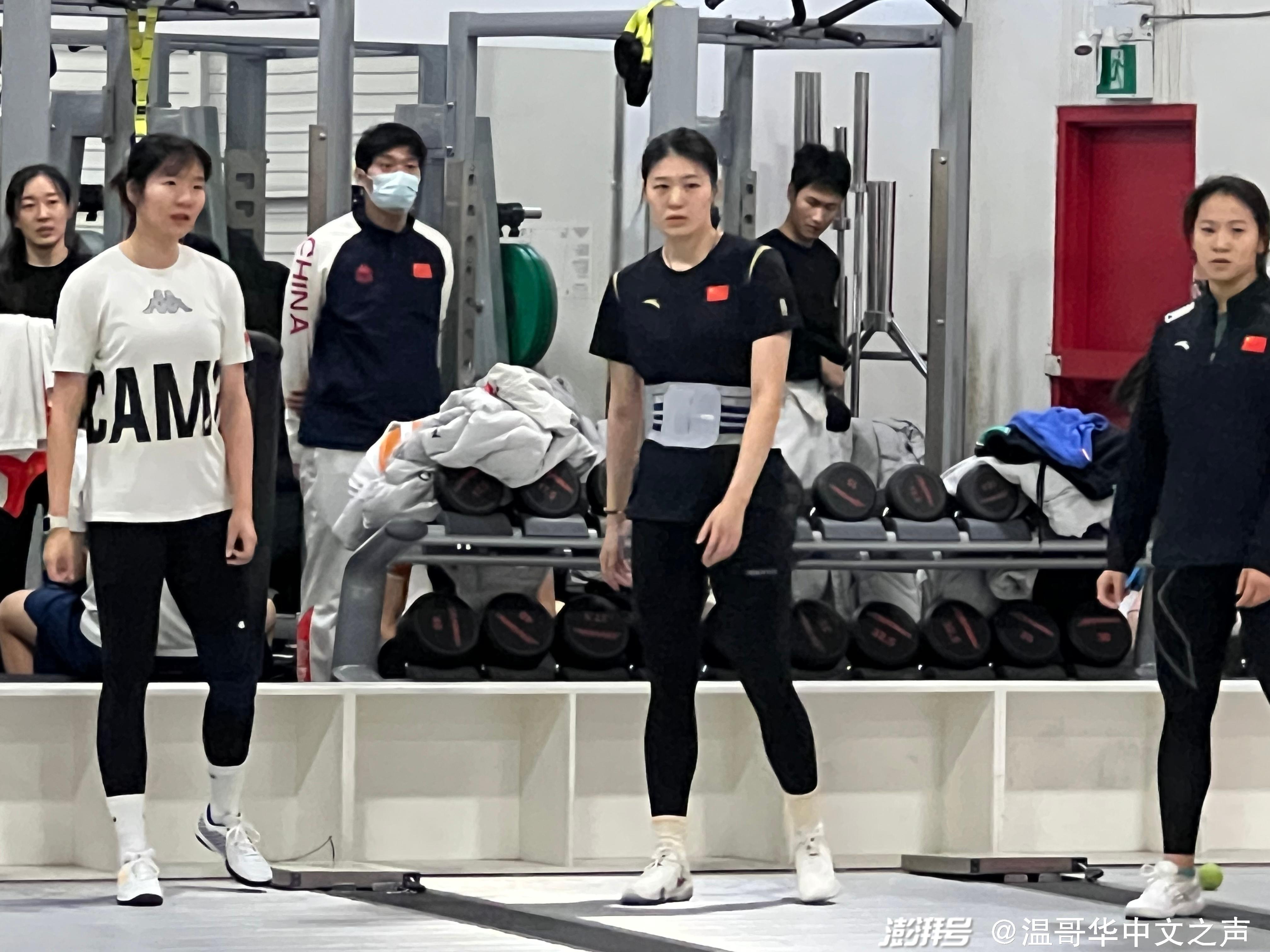 包含中国队丝毫不弱,雄心勃勃朝着世界杯迈进的词条 包含中国队丝毫不弱,雄心勃勃朝着世界杯迈进的词条