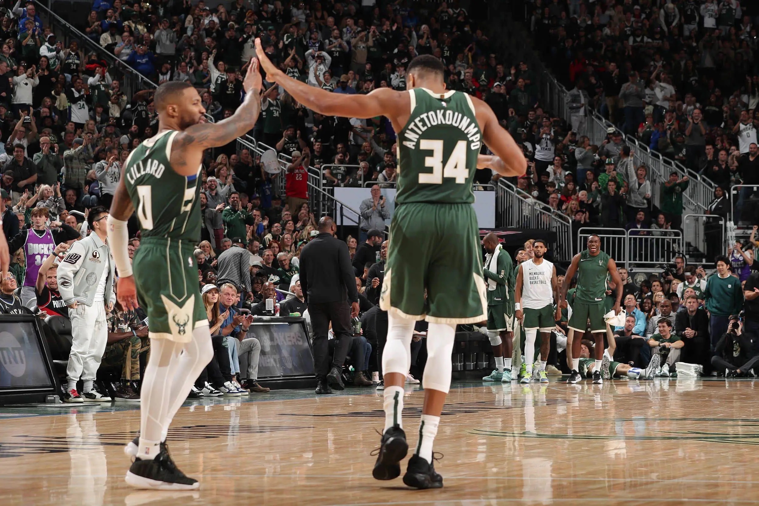 aoa体育新闻-猛龙大胜黄蜂，西亚卡姆全场27分11篮板