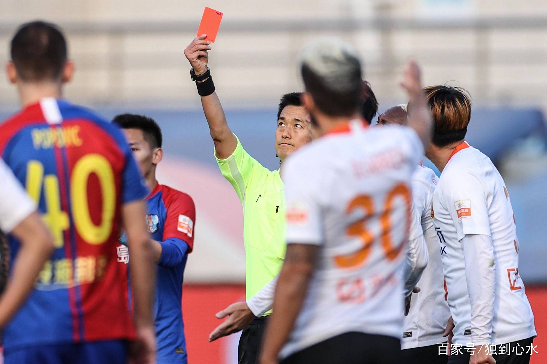 aoa体育教练-热那亚主帅或面临下课，球队连战连败的简单介绍