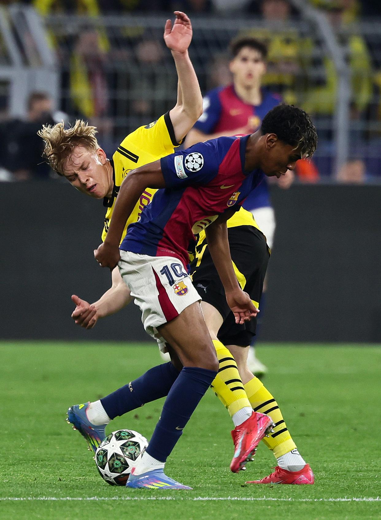 aoa体育视频-巴塞罗那遭遇惨败，欧冠冠军梦碎的简单介绍