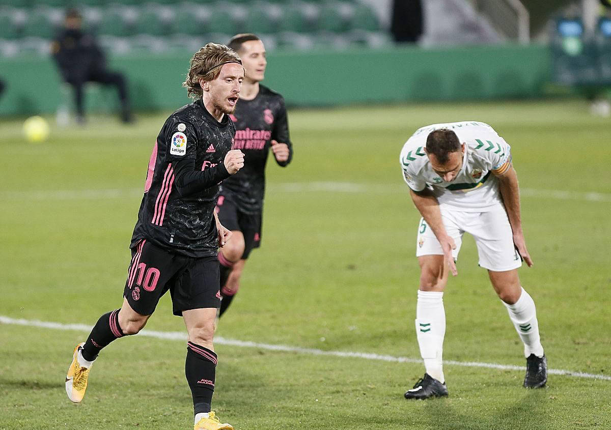 aoa体育教练-马德里竞技客场惨败，球队士气低迷的简单介绍