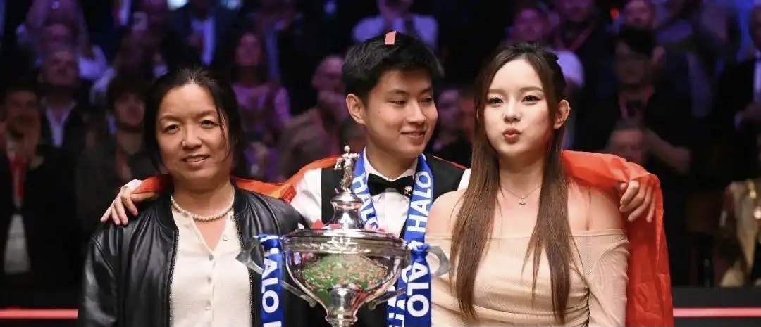 半场比赛过后，双方比分胶着