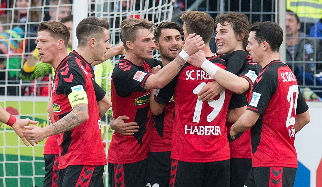 精彩瞬间重现，球队进入赛季高峰