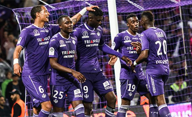 aoa体育直播-包含阿雅克肖保级压力骤增，法甲赛季困难重重的词条