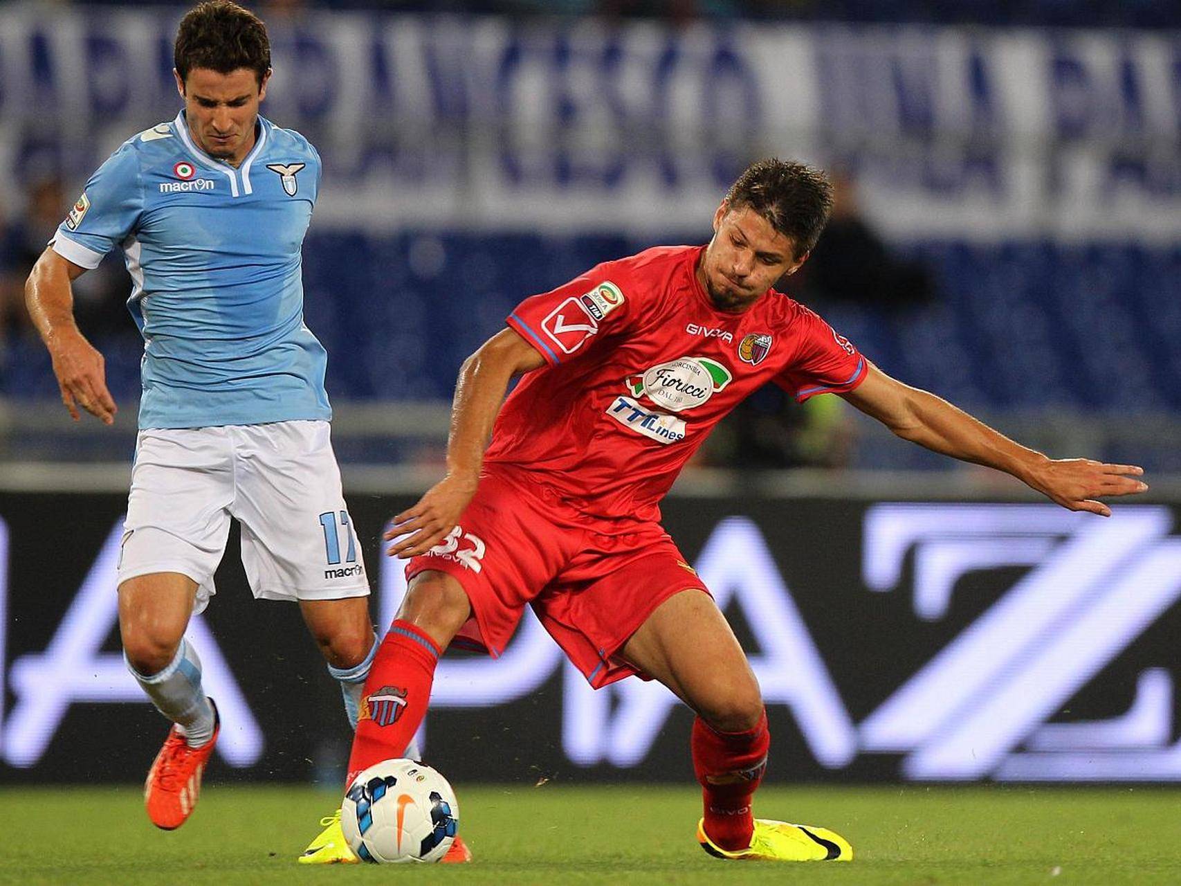 比利亚雷亚尔取胜，小幅度上升排名