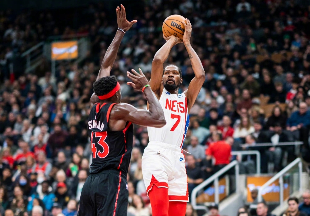 里昂主场逆转梅斯,迎来四连胜 里昂主场逆转梅斯,迎来四连胜