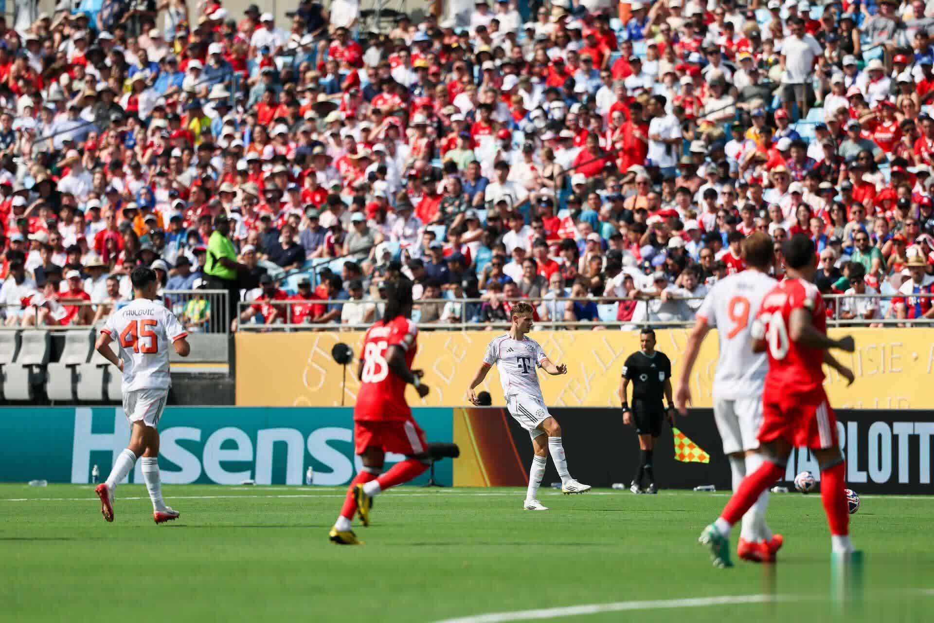 拜仁横扫对手,实现欧冠四强梦想 拜仁横扫对手,实现欧冠四强梦想