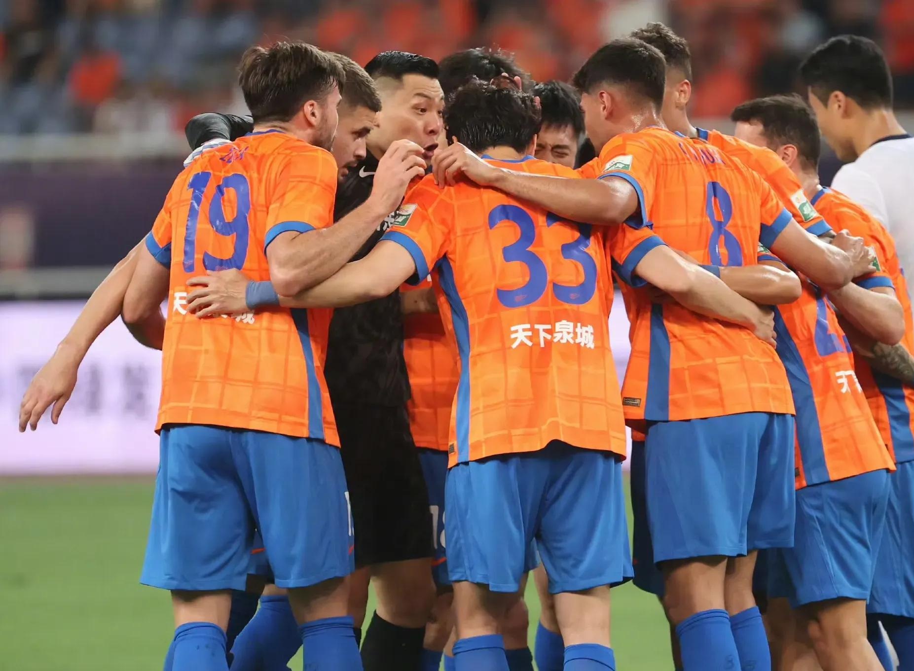 aoa体育活动-包含天津队内部纷争，球队整体战力下降的词条